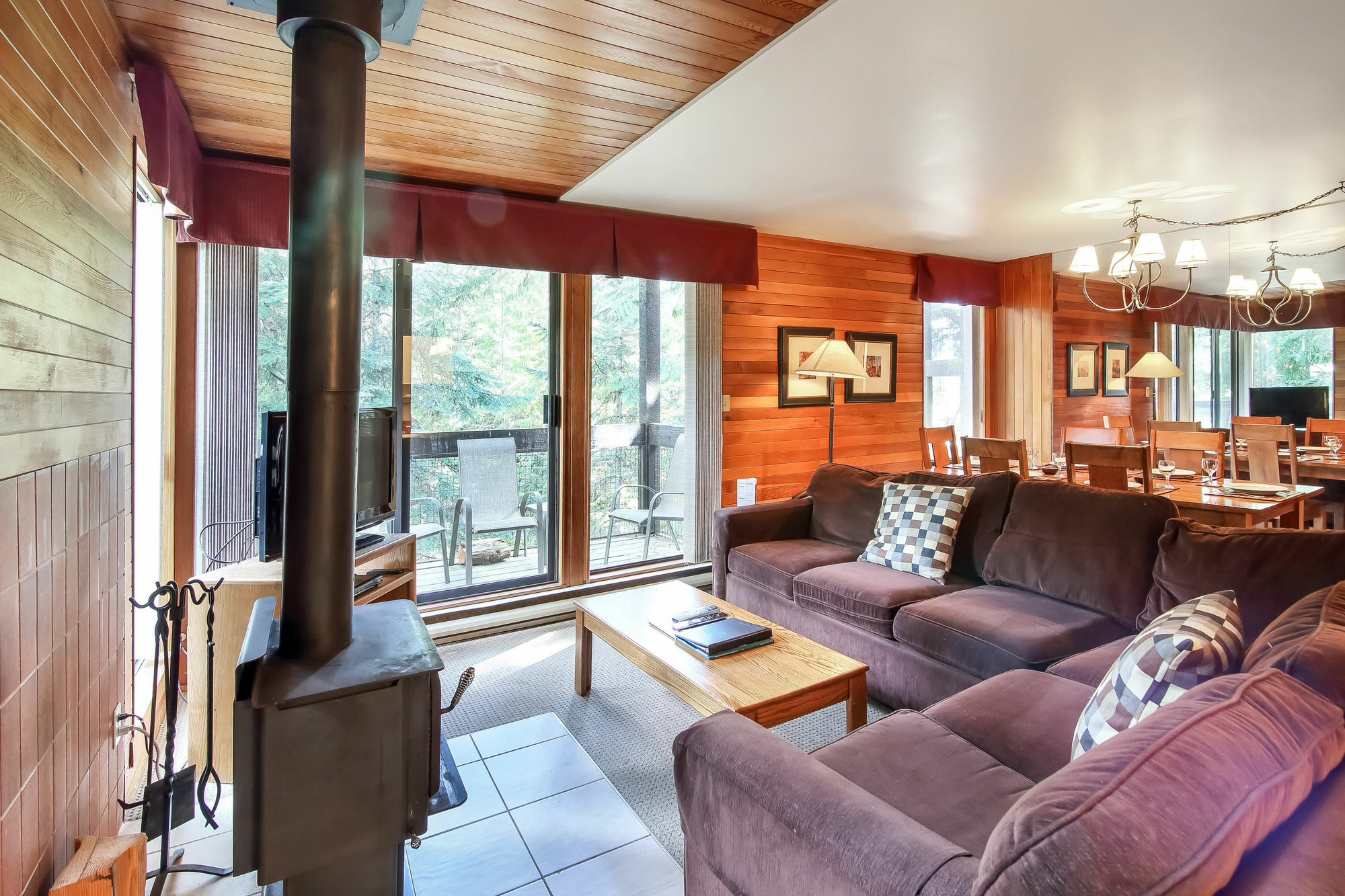 Whiski Jack Creekside Whistler Exterior foto